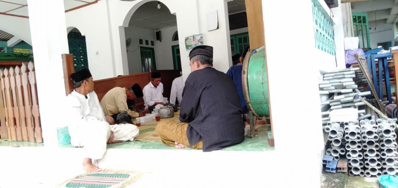 PENGAJIAN JAMAAH SELASA LEGI DIDUSUN DHOGUNAN KLISAT